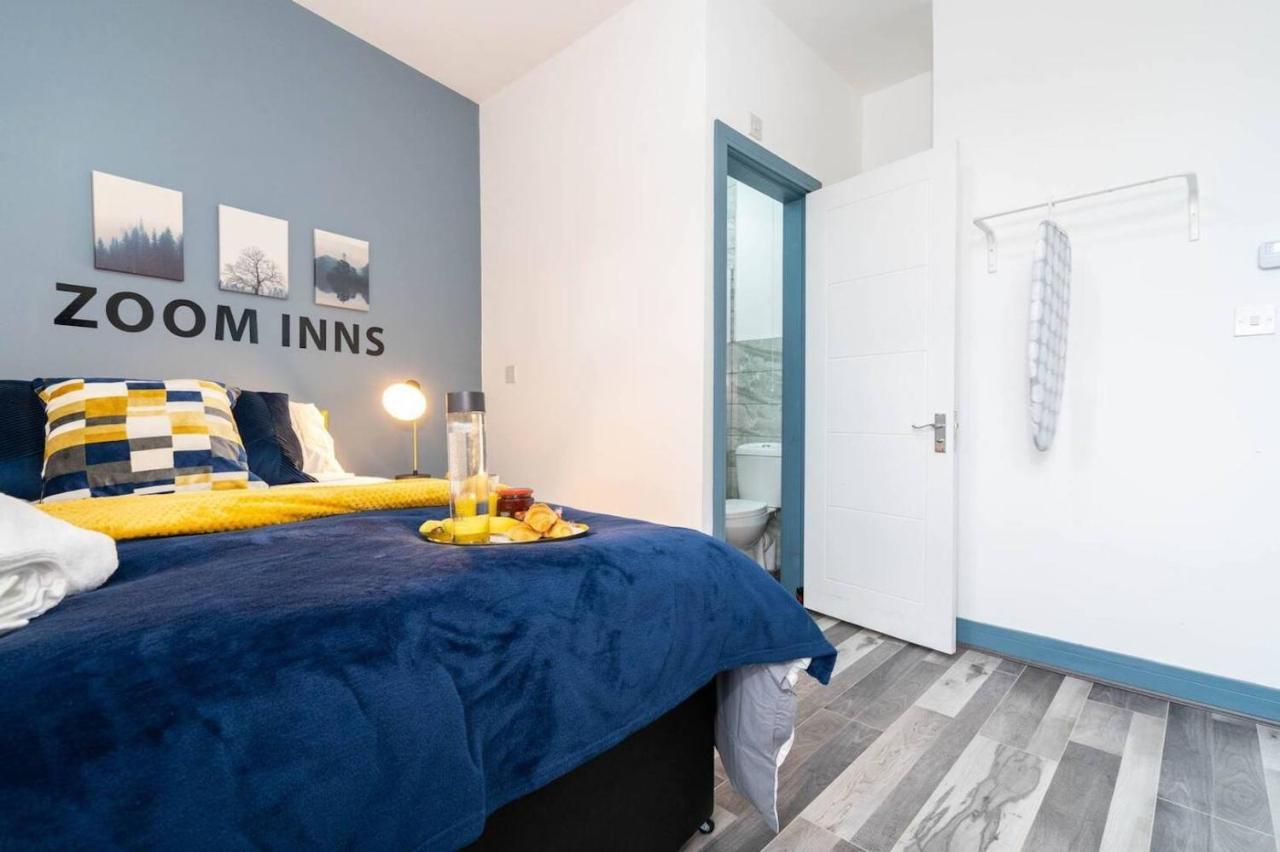 Comfy, Modern Studio With Netflix Apartment Birmingham Luaran gambar